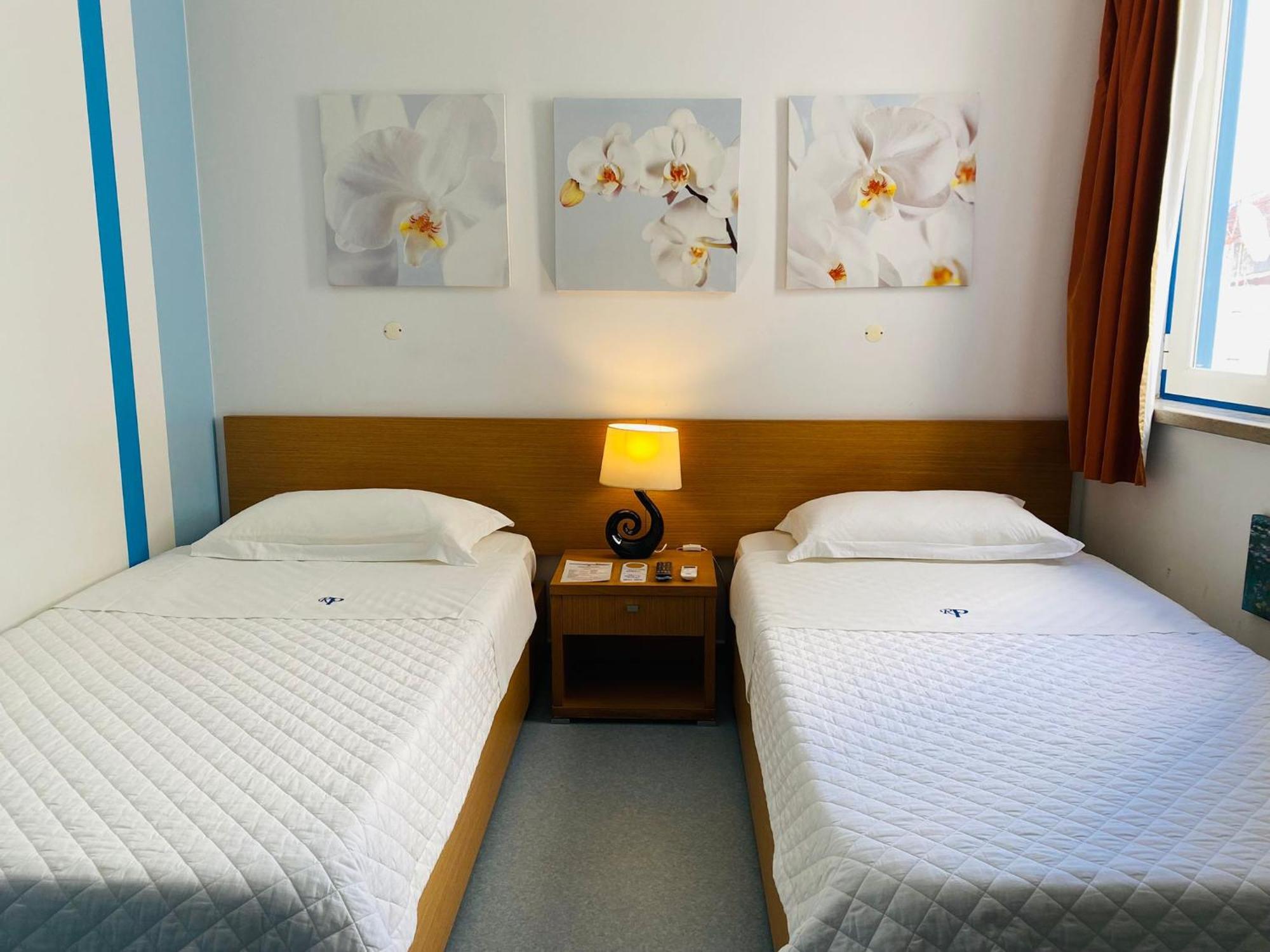 Weaa Hotel Назаре Экстерьер фото